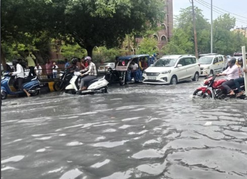 Heavy raining